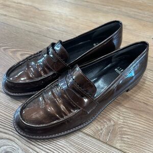 Women’s Stuart Weitzman Brown Loafers 7.5